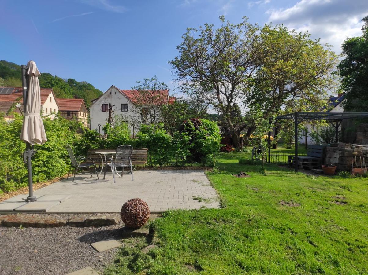 Schöne gemütliche Ferienwohnung am Saaleradweg Grosseutersdorf Exterior foto